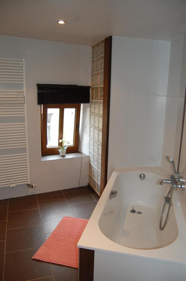 En Mode Pause Villa Dinant Ngoại thất bức ảnh
